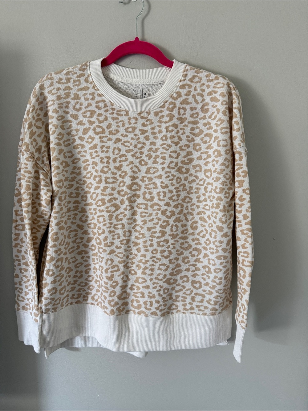 Time and Tru Beige Leopard Print Crewneck Sweatshirt with White Trim